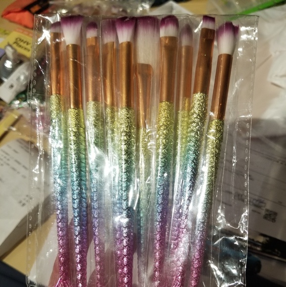 Other - 10 Mermaid Makeup Brushes
